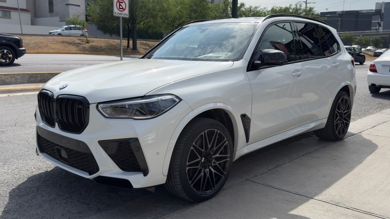 BMW X5 M COMPETITION 2021