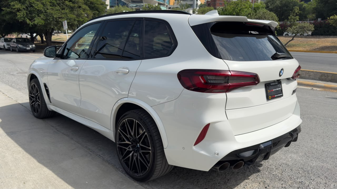 BMW X5 M COMPETITION 2021