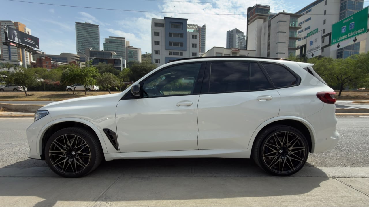 BMW X5 M COMPETITION 2021