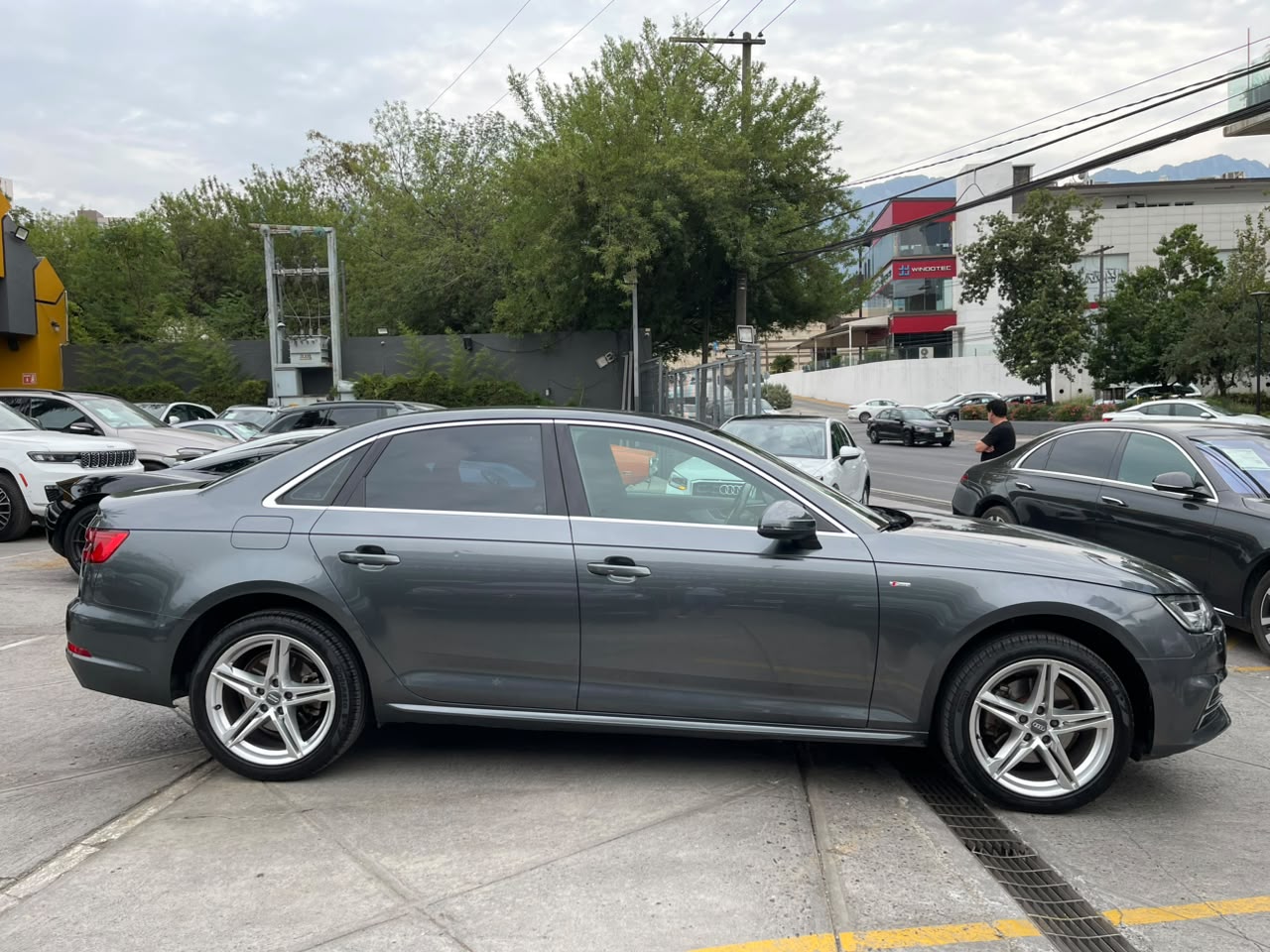 A4 TRONIC S LINE