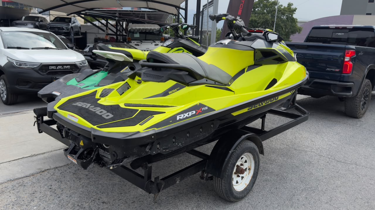 BRP RXP 300 XRS 2019 Y SPARK3 900 2020