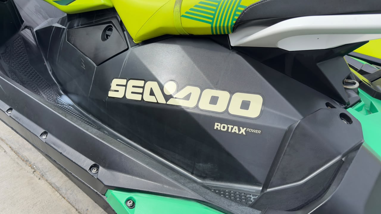 BRP RXP 300 XRS 2019 Y SPARK3 900 2020