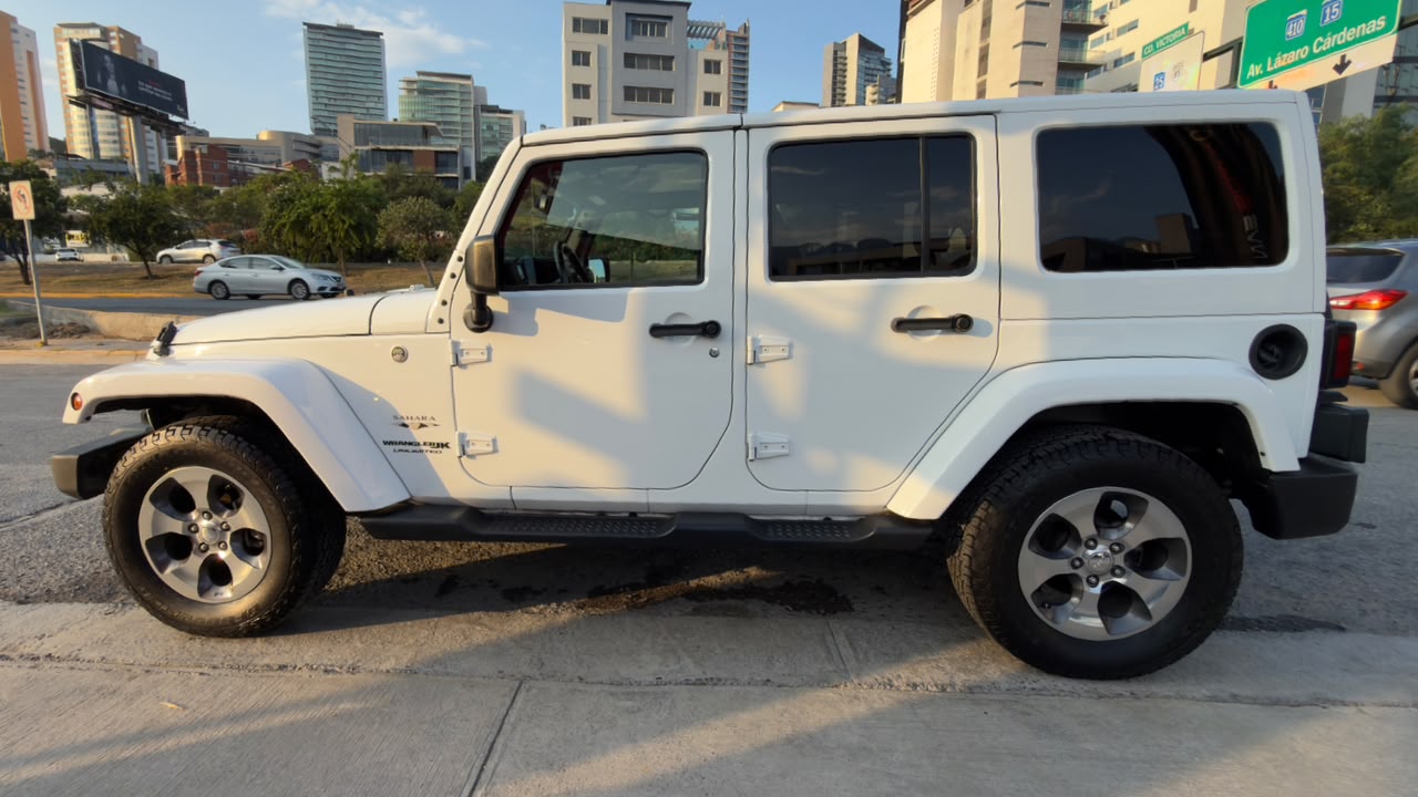 JEEP WRANGLER UNLIMITED SAHARA 2018