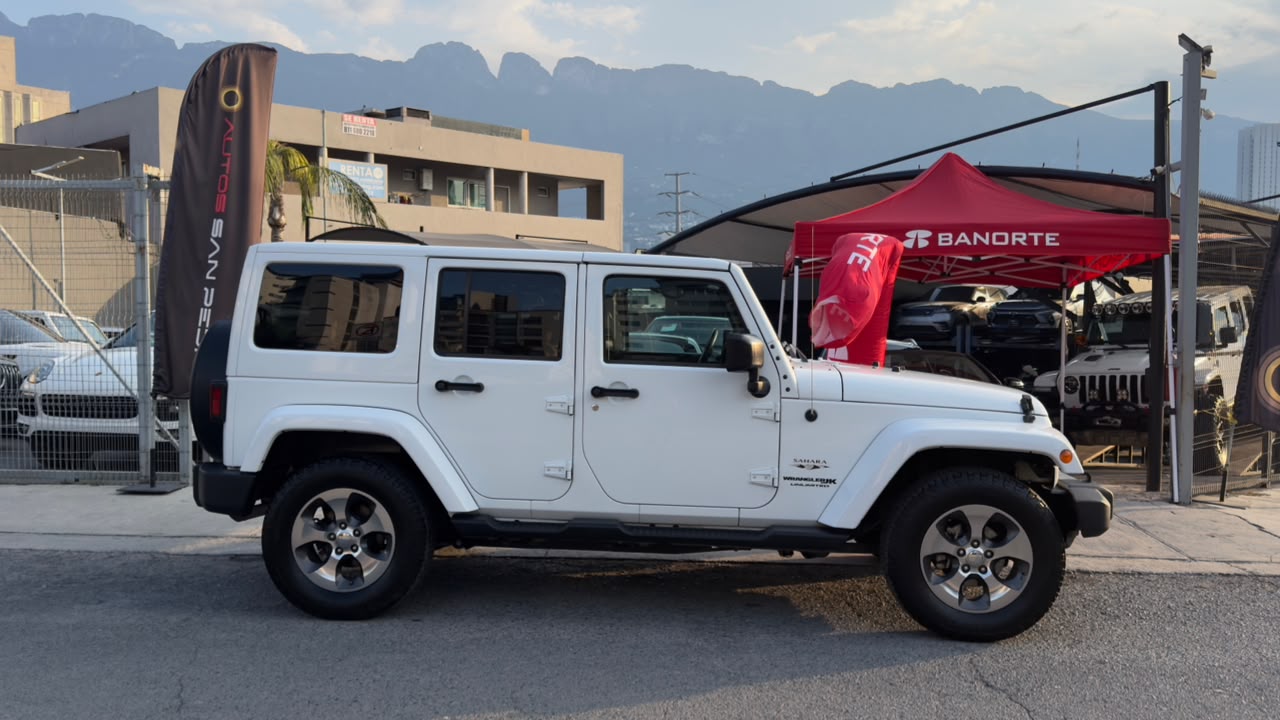 JEEP WRANGLER UNLIMITED SAHARA 2018