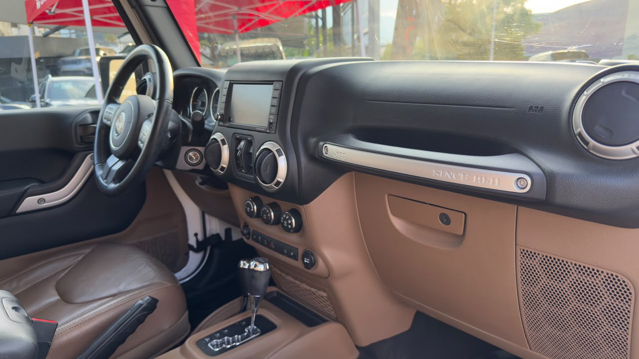 JEEP WRANGLER UNLIMITED SAHARA 2018