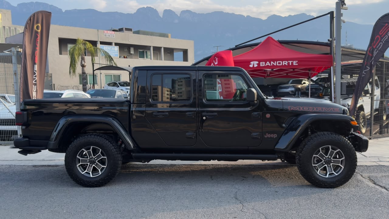 JEEP JT GLADIATOR MOJAVE 2024