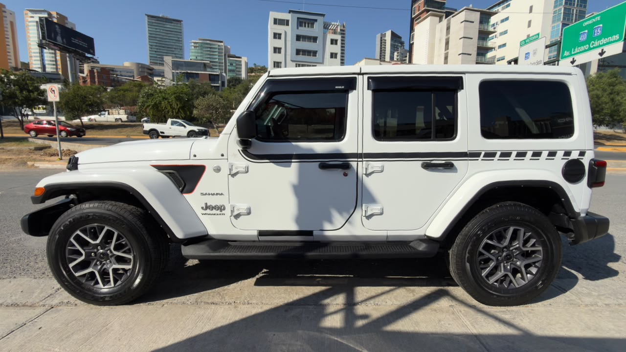 JEEP WRANGLER UNLIMITED SAHARA 2024