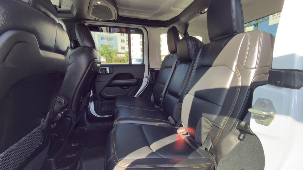 JEEP WRANGLER UNLIMITED SAHARA 2024