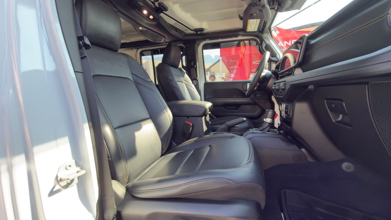 JEEP WRANGLER UNLIMITED SAHARA 2024