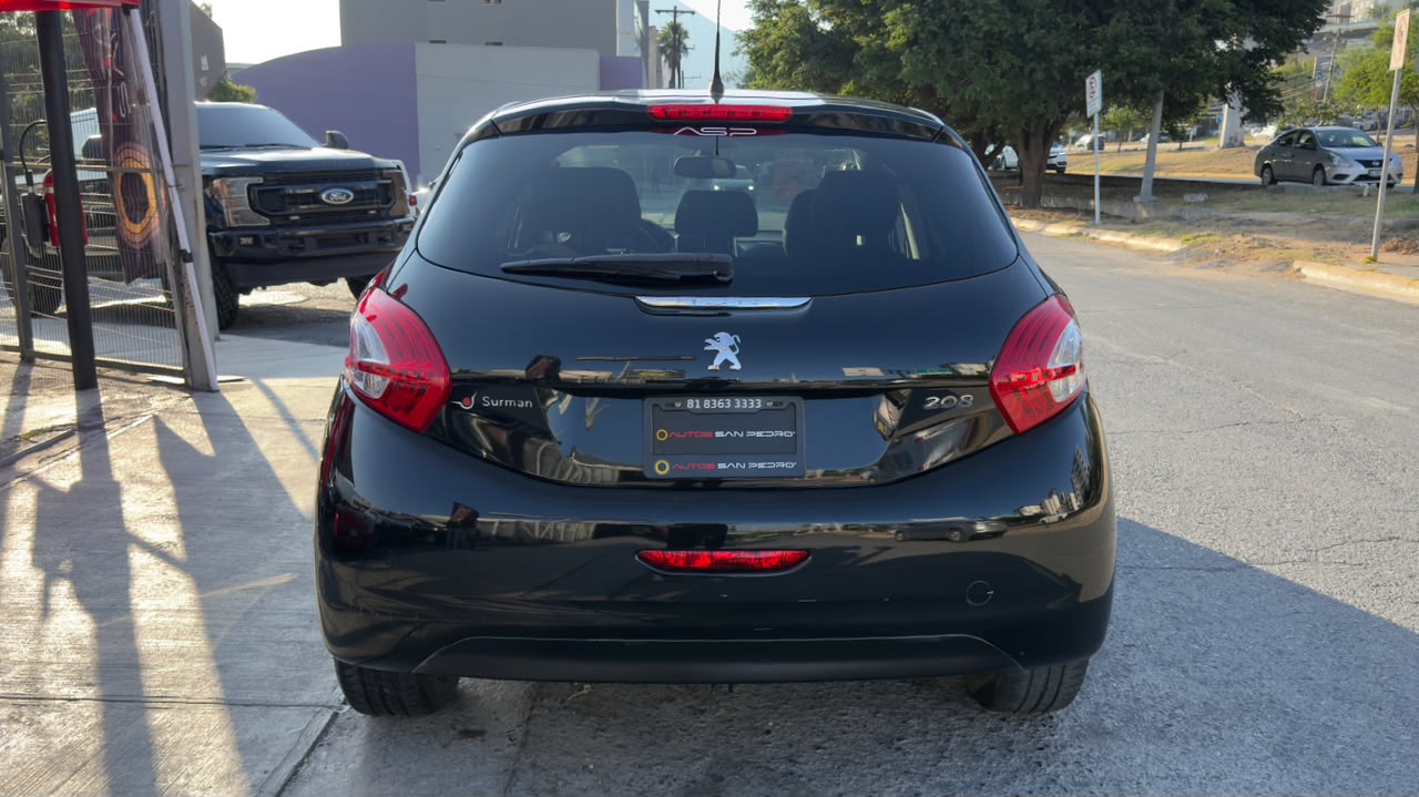 PEUGEOT 208 FELINE 1.6 2014