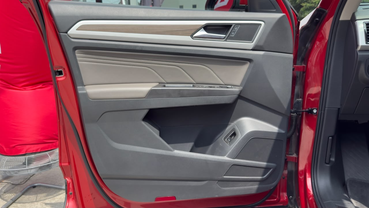 VOLKSWAGEN TERAMONT COMFORTLINE 2022
