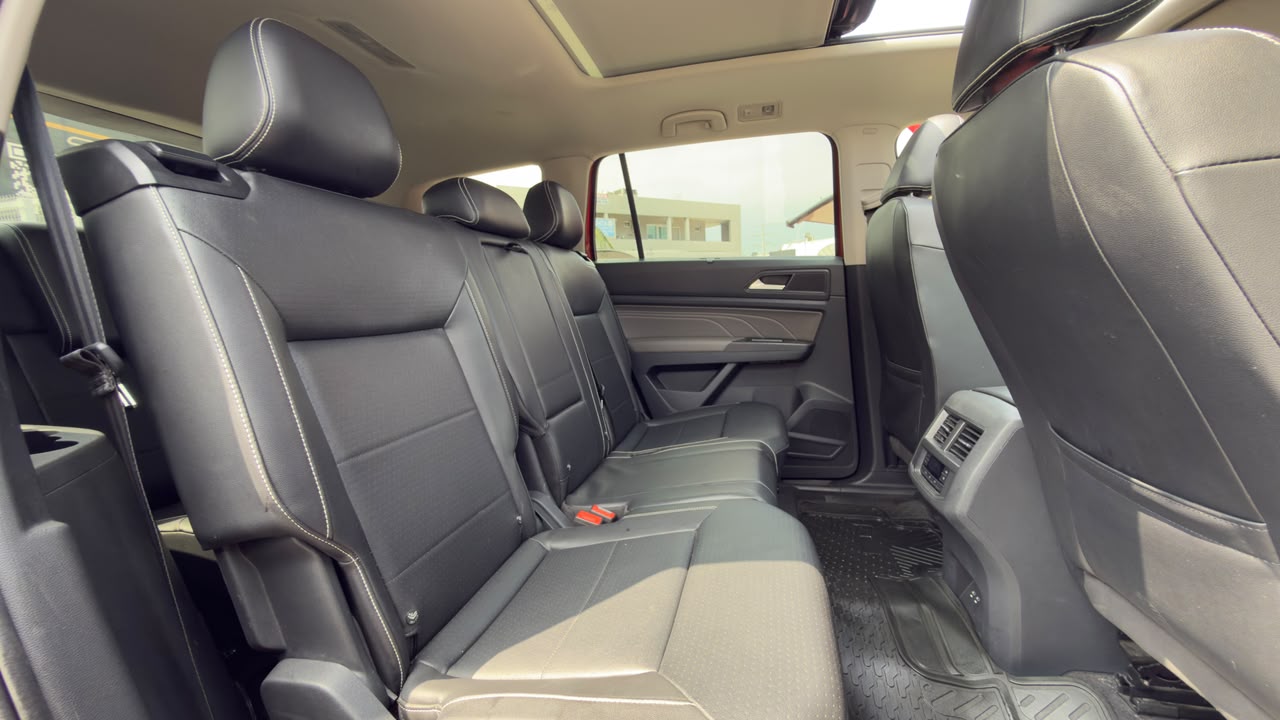 VOLKSWAGEN TERAMONT COMFORTLINE 2022