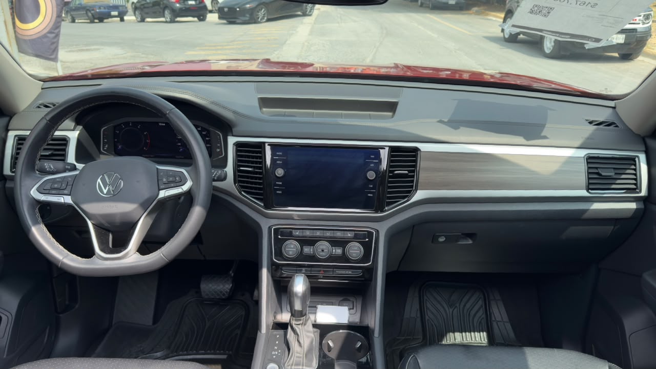 VOLKSWAGEN TERAMONT COMFORTLINE 2022