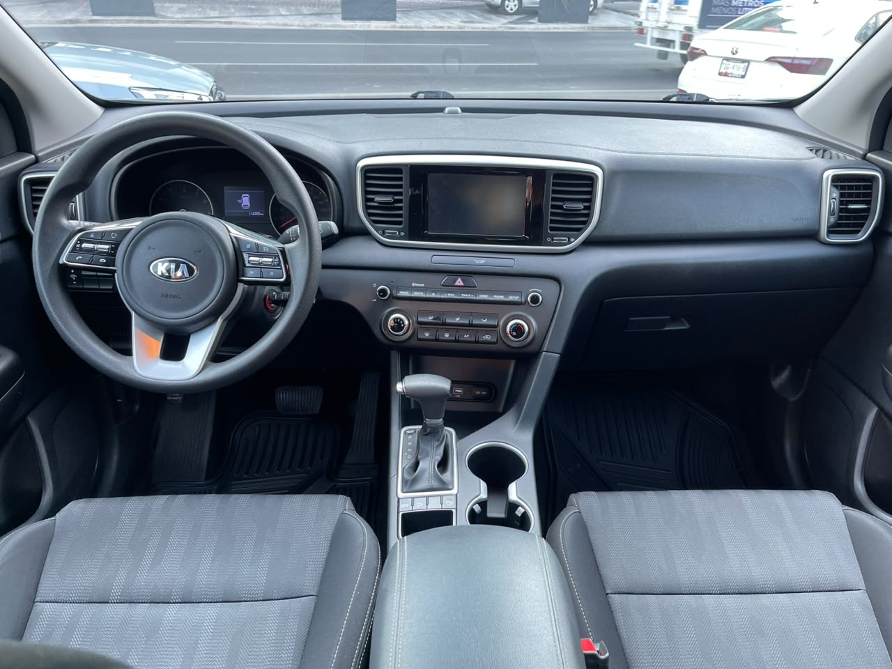 SPORTAGE LX 2.0