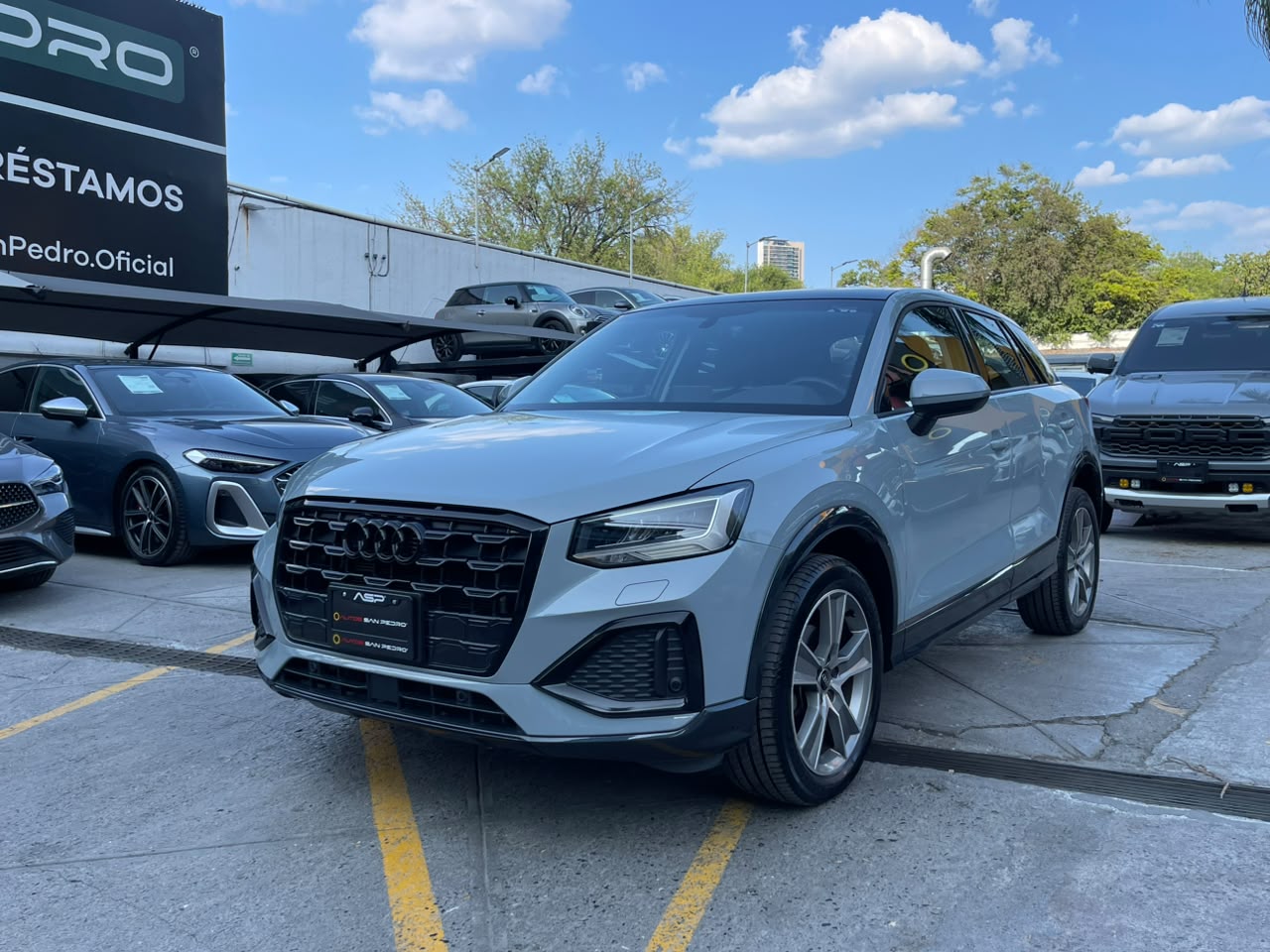 Q2 SELECT