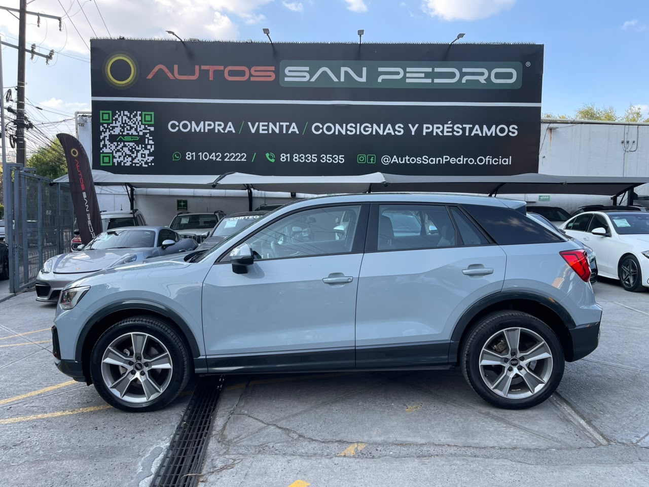 Q2 SELECT
