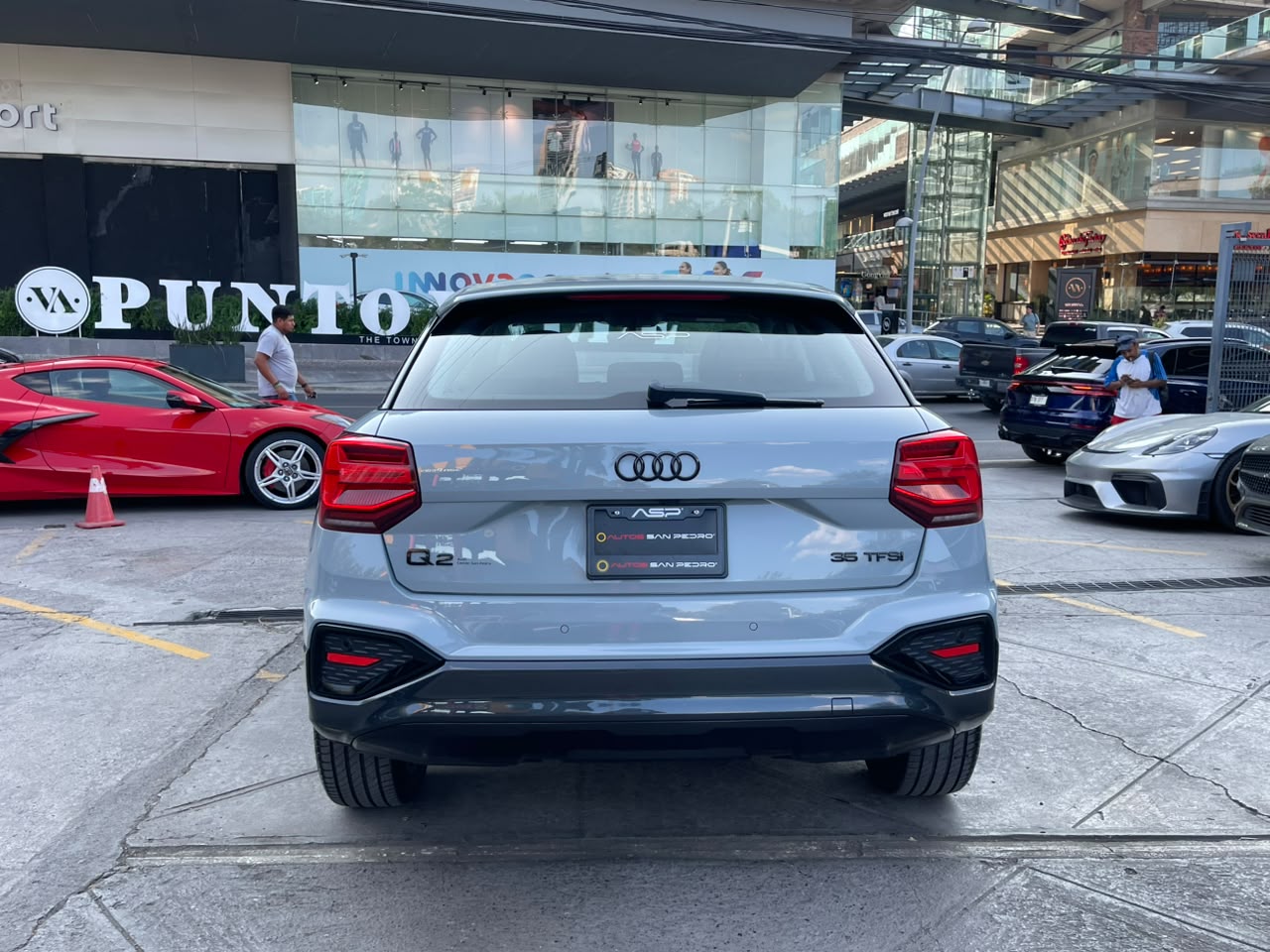 Q2 SELECT