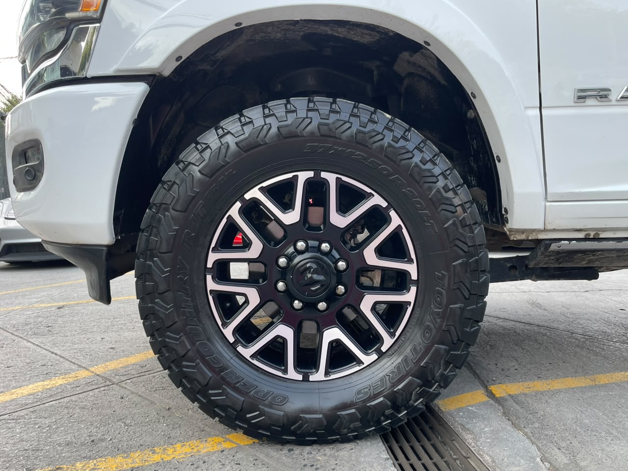RAM 2500 LONG HORN