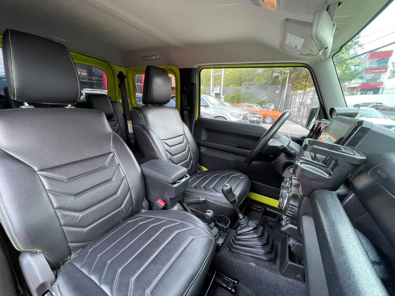JIMNY GLX