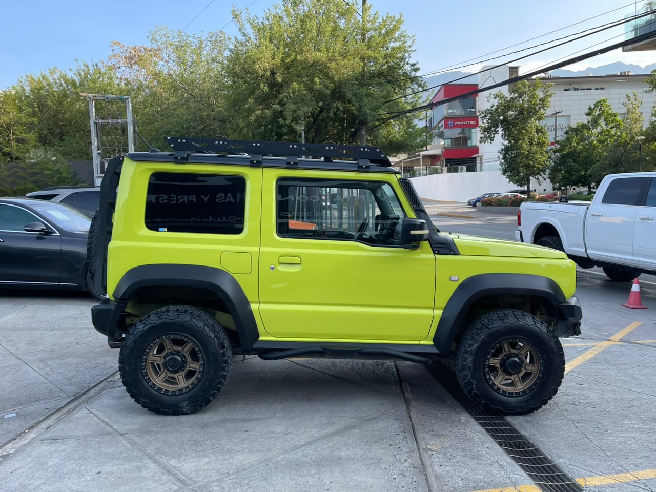JIMNY GLX