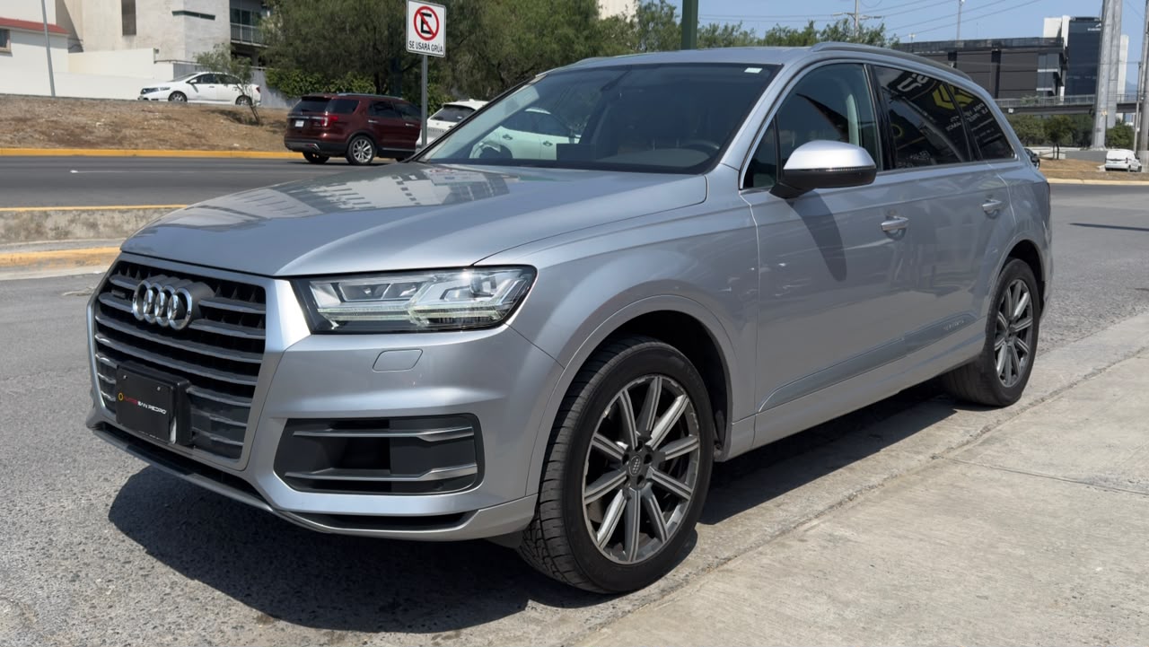 AUDI Q7 ELITE 2019