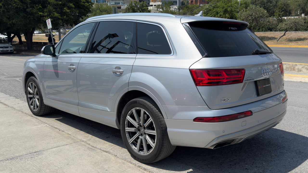AUDI Q7 ELITE 2019