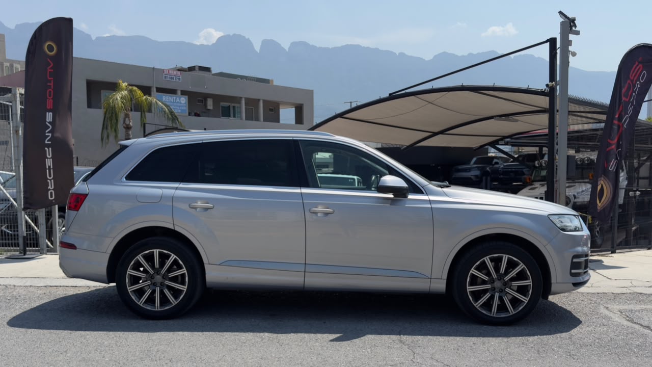 AUDI Q7 ELITE 2019