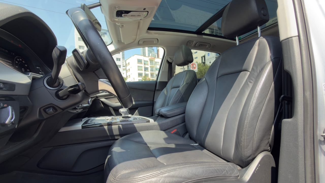 AUDI Q7 ELITE 2019