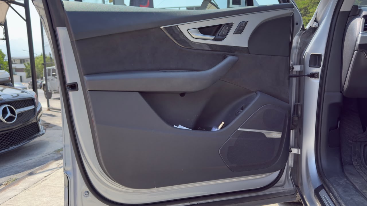 AUDI Q7 ELITE 2019