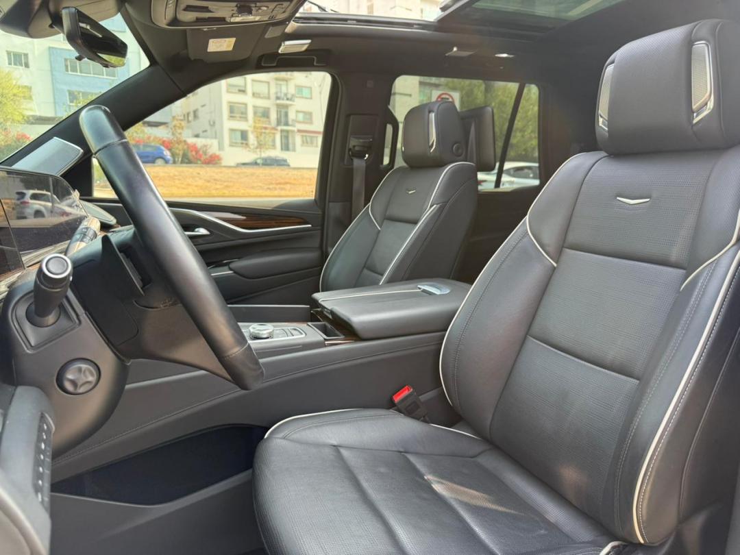 CADILLAC ESCALADE ESV PREMIUM 2023