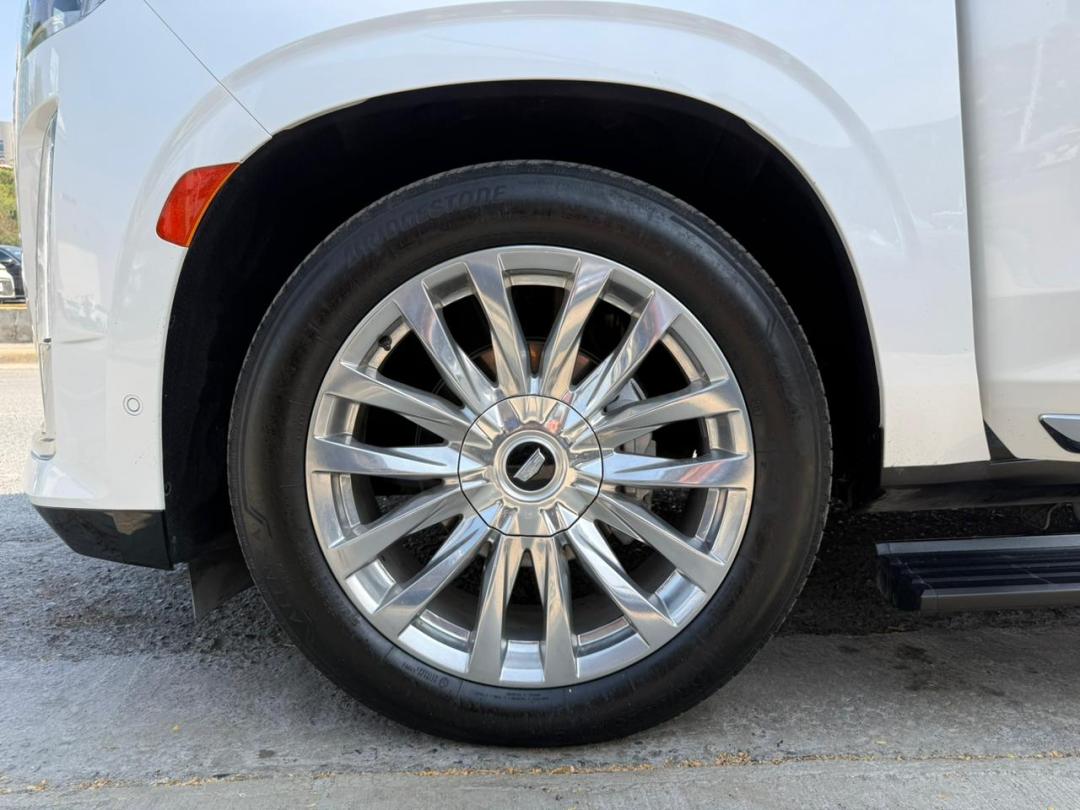 CADILLAC ESCALADE ESV PREMIUM 2023