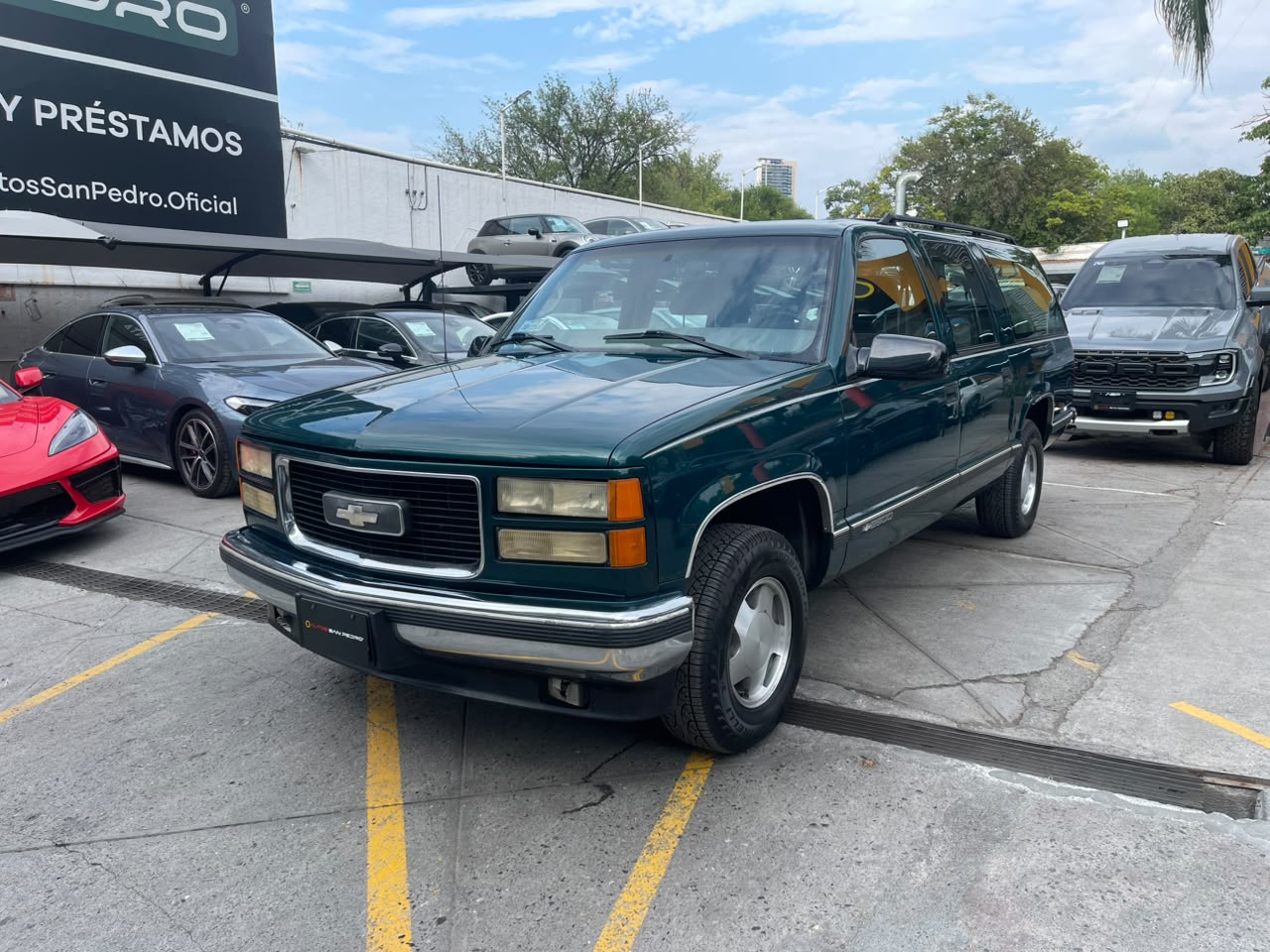 SUBURBAN LS TELA