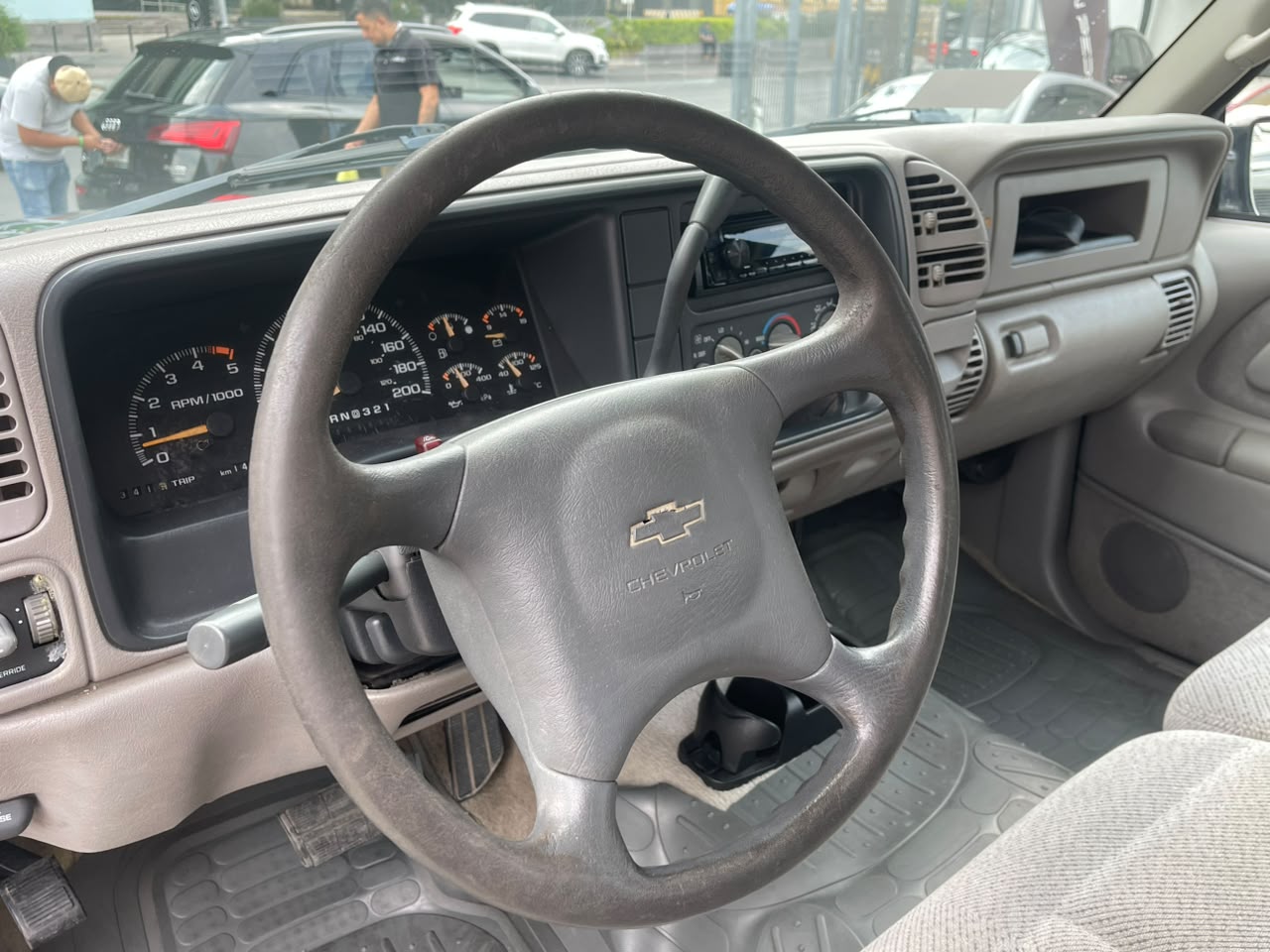 SUBURBAN LS TELA