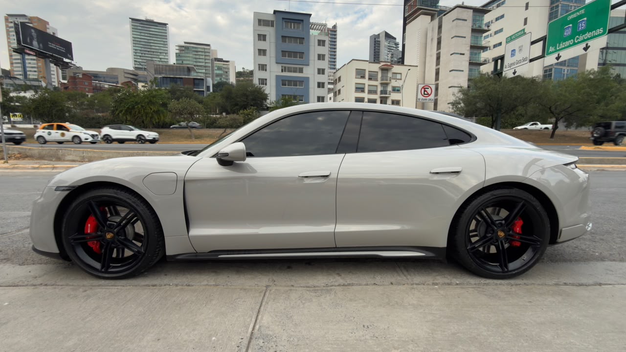 PORSCHE TAYCAN 4S 2021