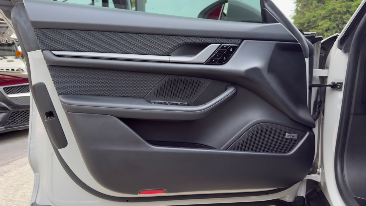 PORSCHE TAYCAN 4S 2021