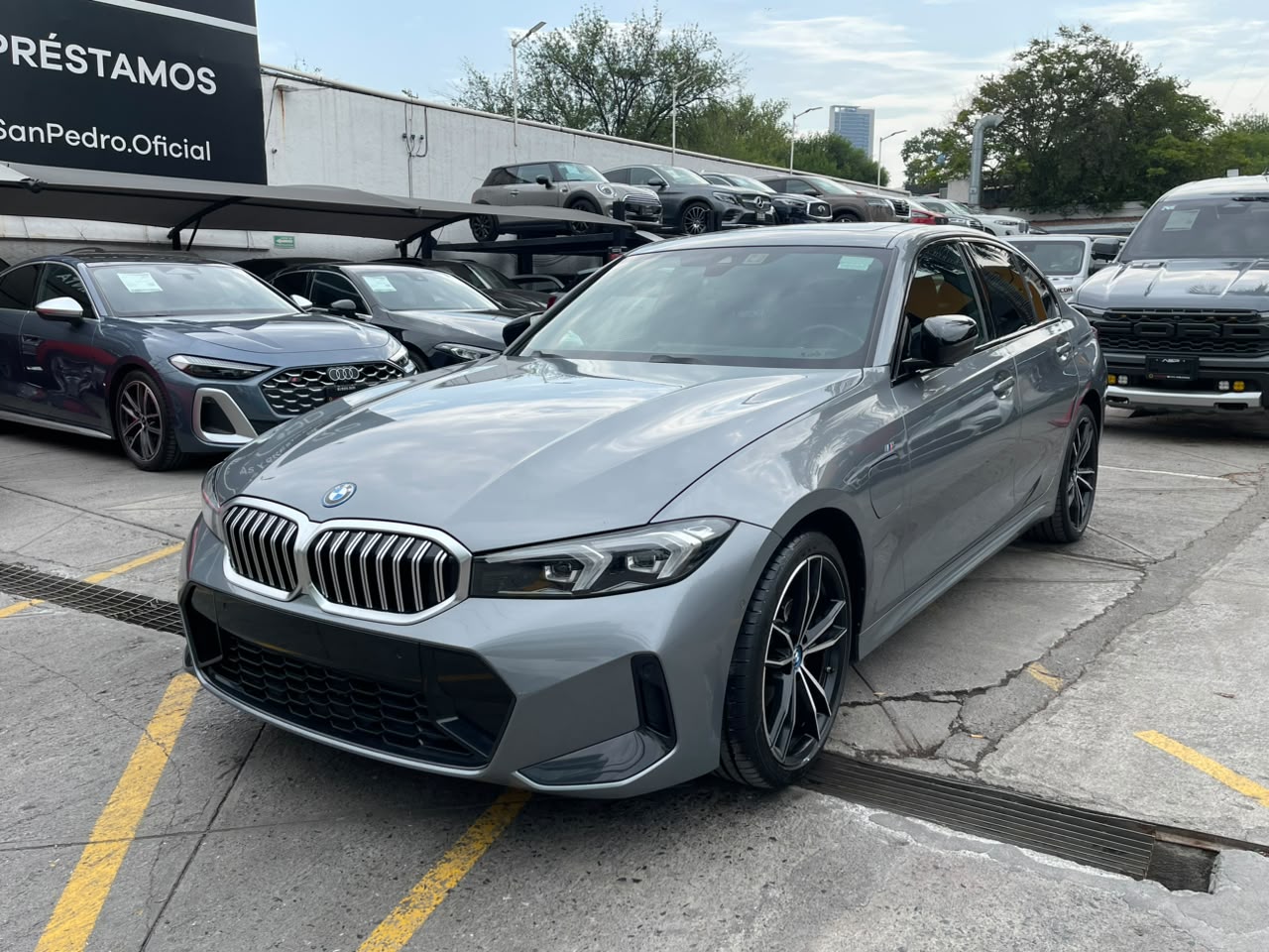 330e M SPORT