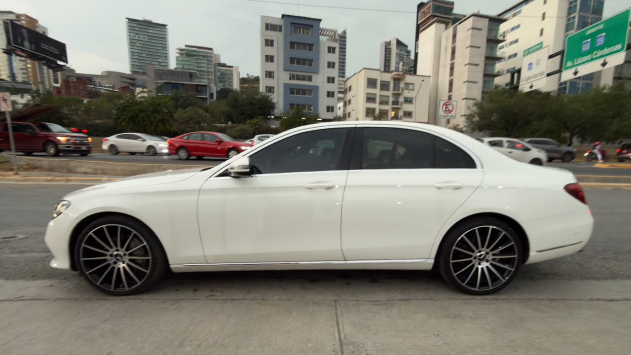 MERCEDES BENZ E 200 EXCLUSIVE 2017