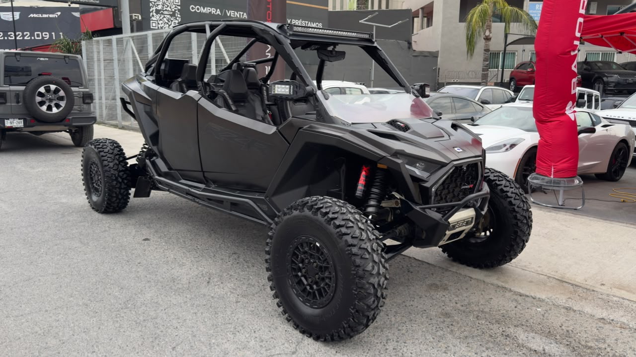 POLARIS RZR PRO R  2025