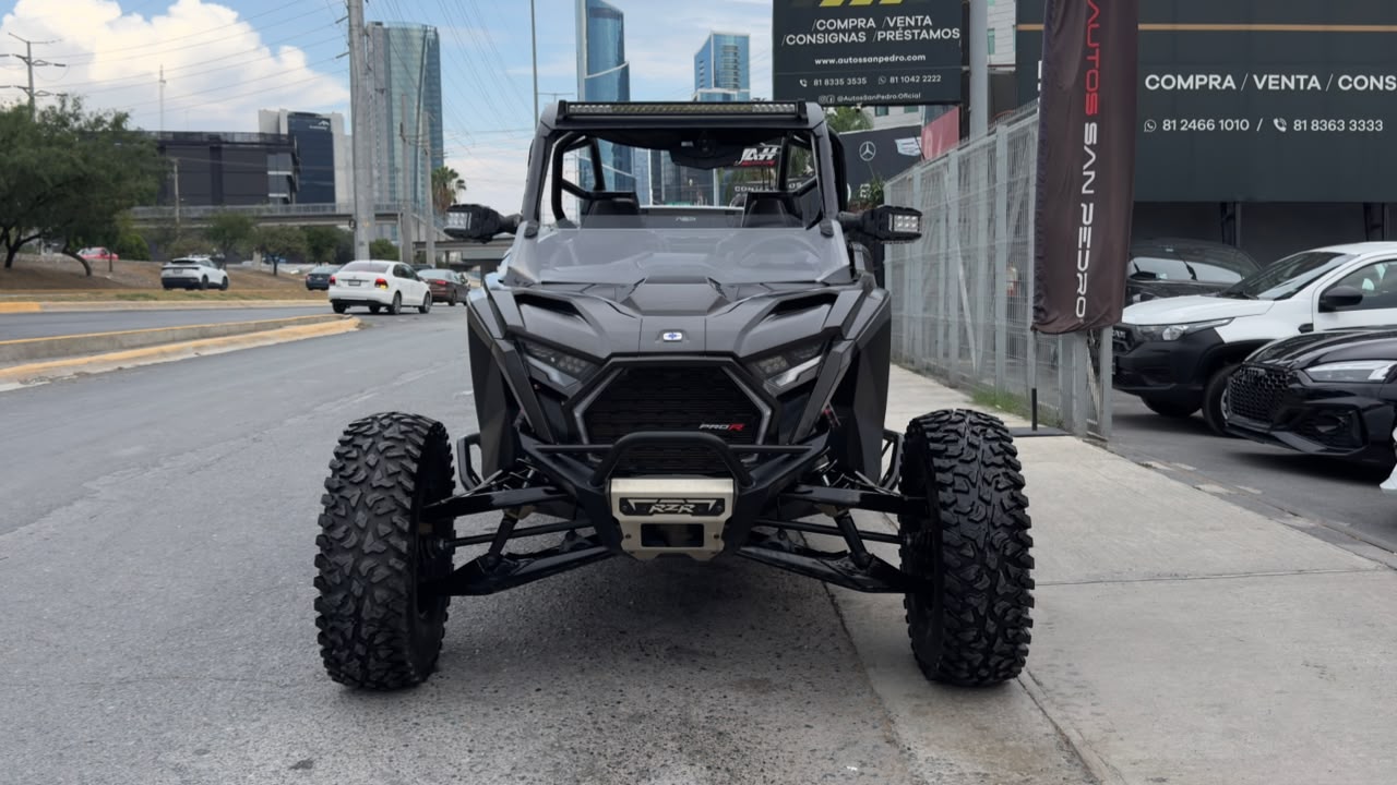 POLARIS RZR PRO R  2025