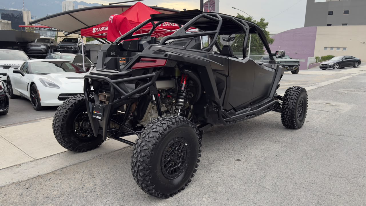 POLARIS RZR PRO R  2025
