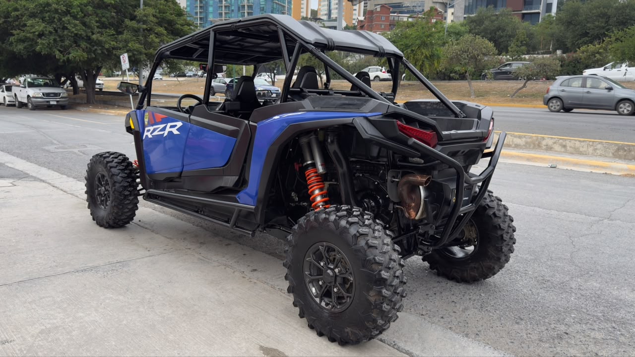 POLARIS RZR XP 1000 2025