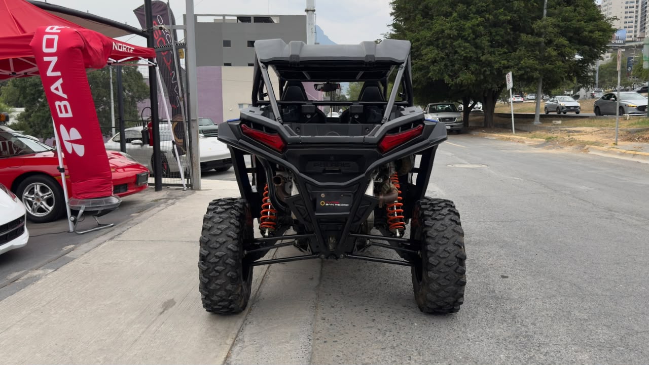 POLARIS RZR XP 1000 2025