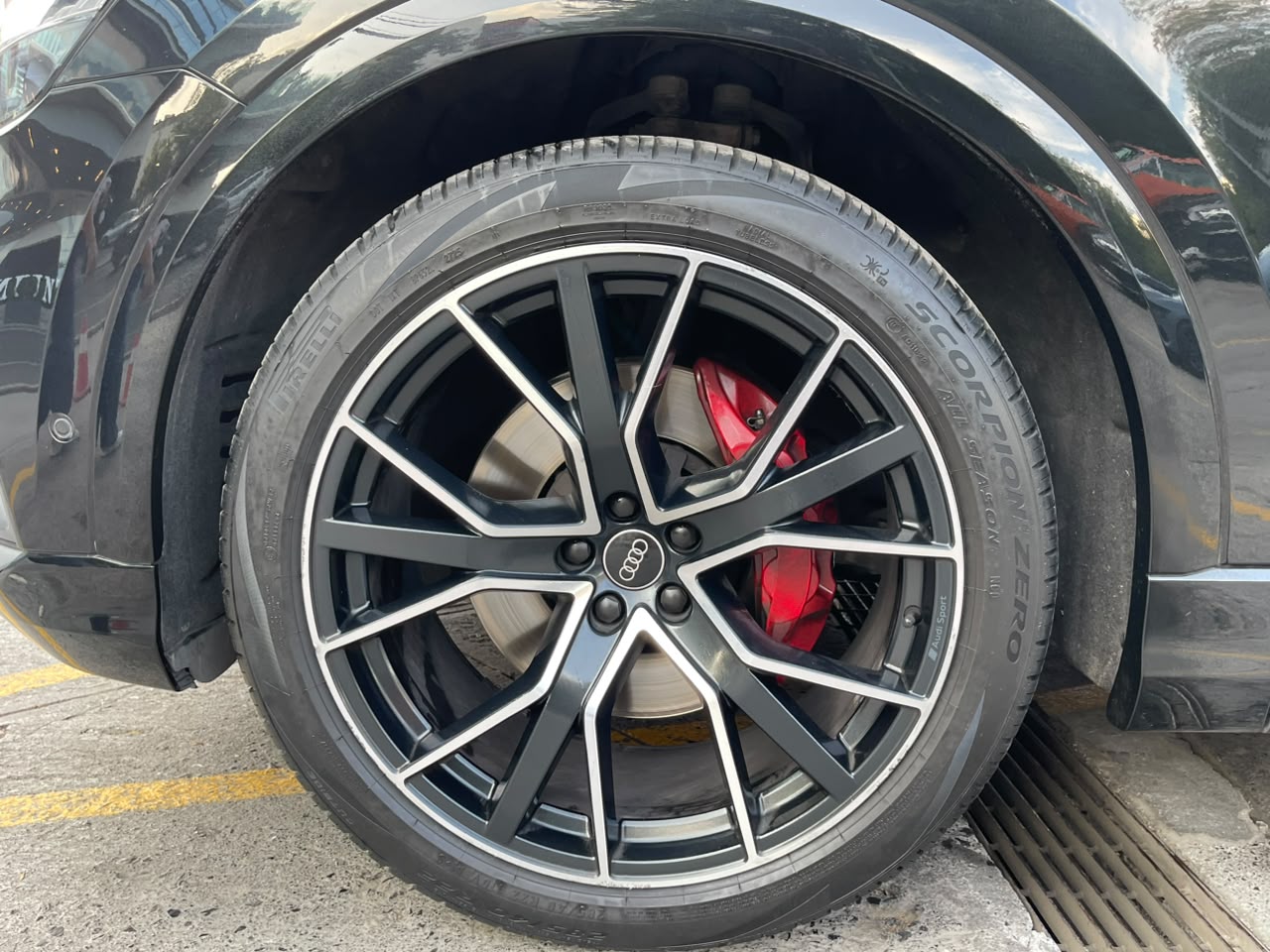 Q8 MILD HYBRID S LINE