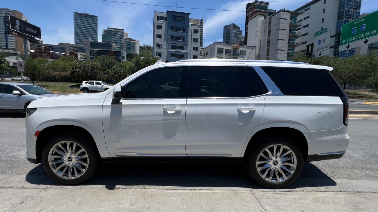 CADILLAC ESCALADE ESV 2022