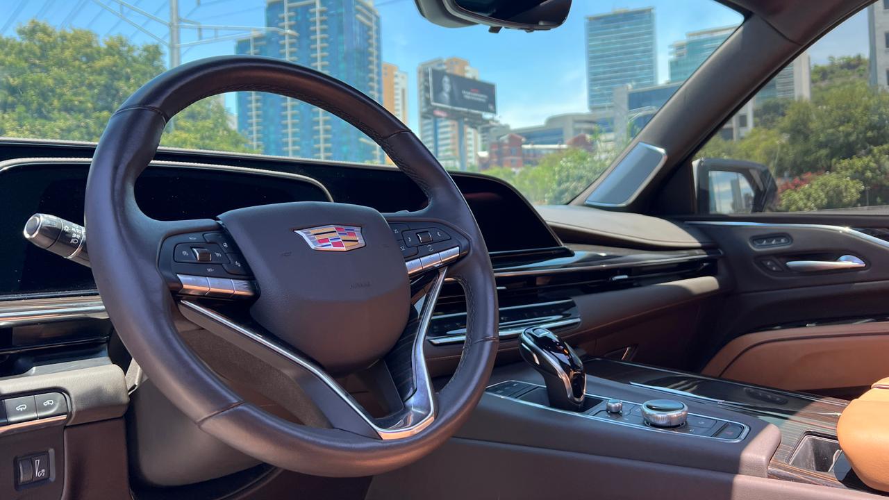 CADILLAC ESCALADE ESV 2022