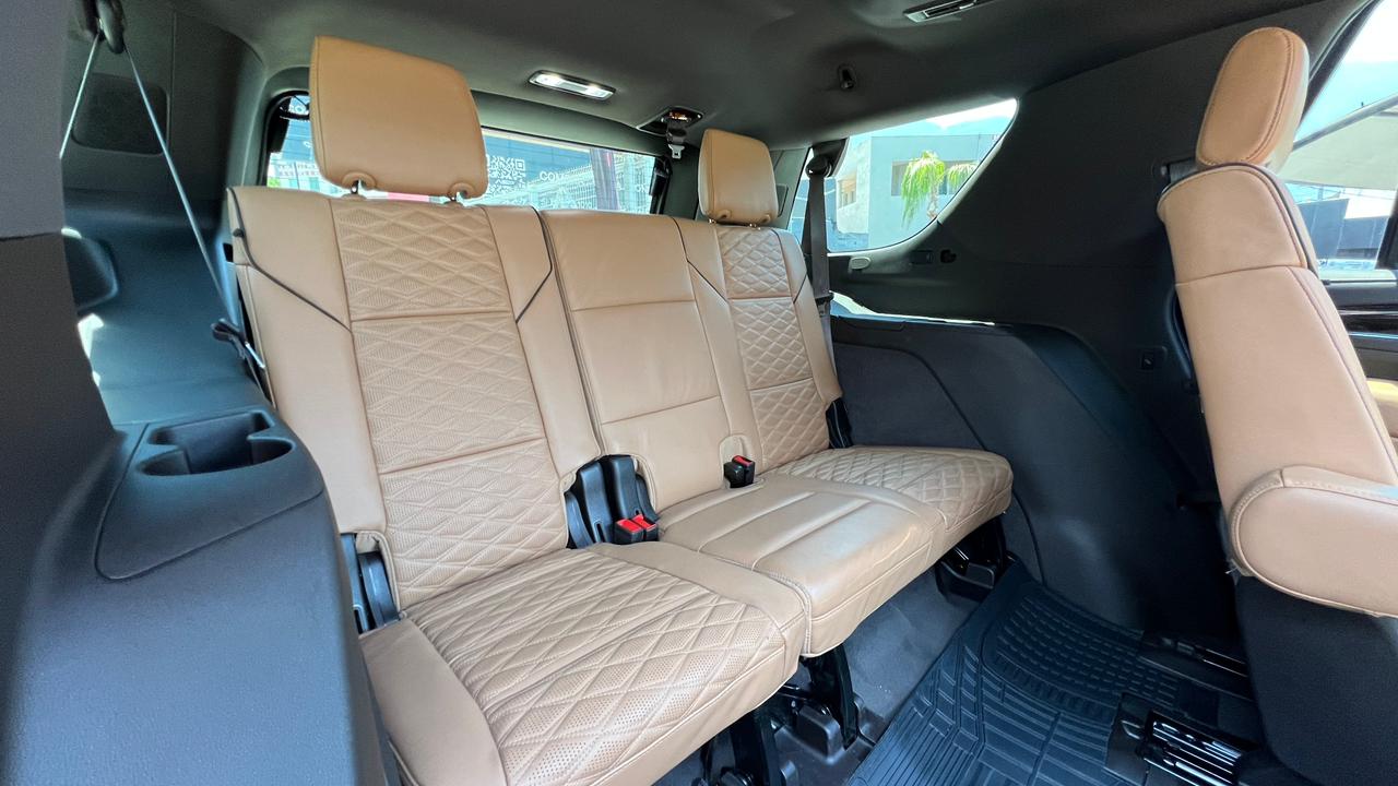 CADILLAC ESCALADE ESV 2022