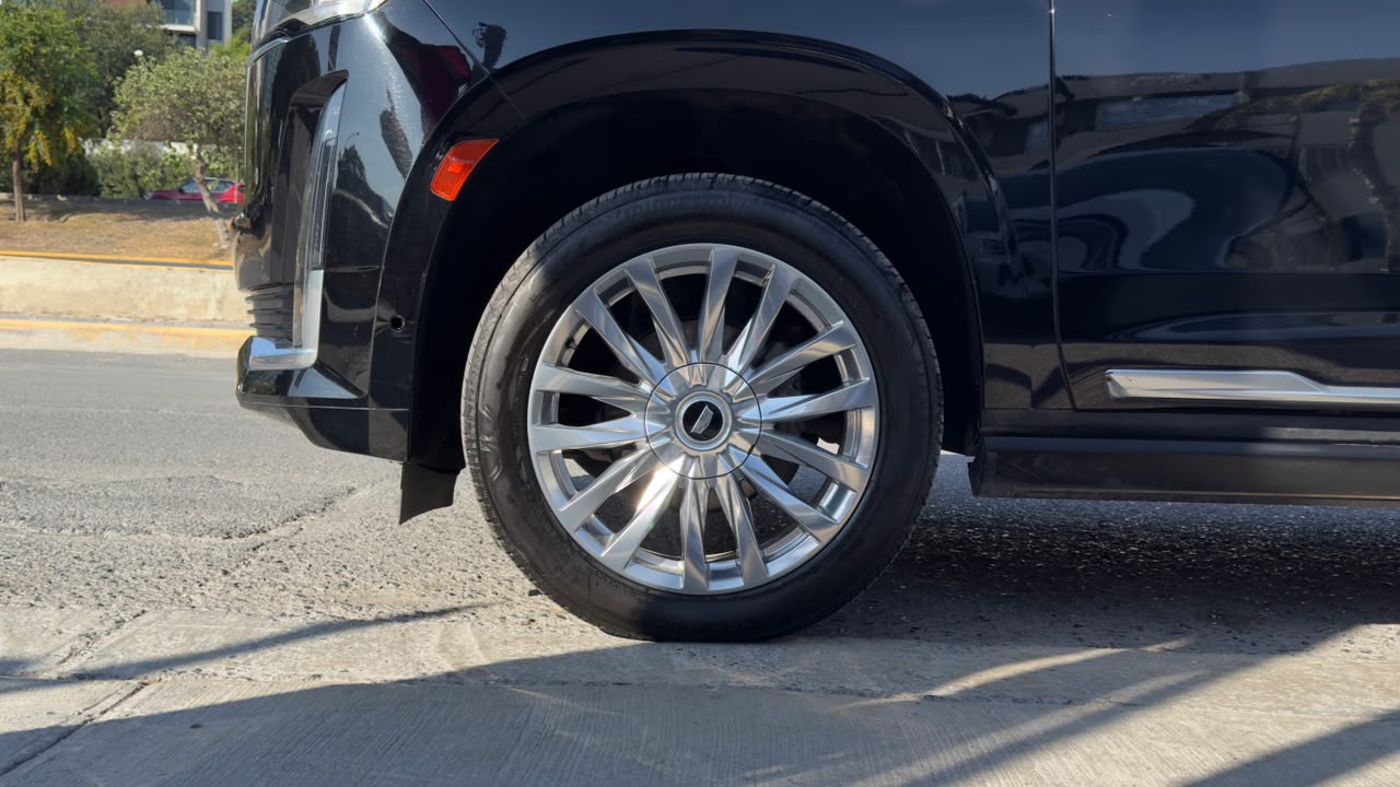 CADILLAC ESCALADE SUV 2023