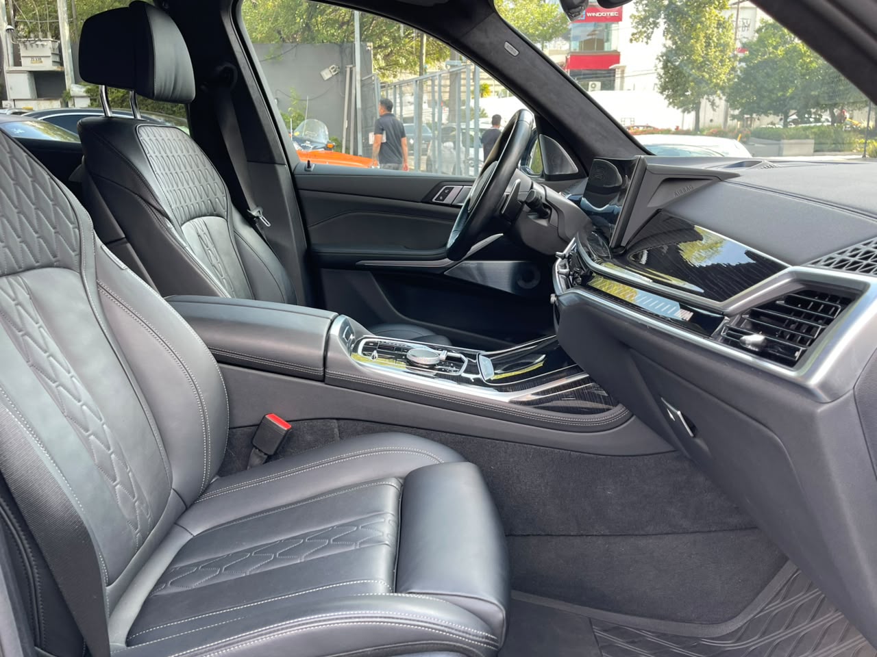 X7 M60I
