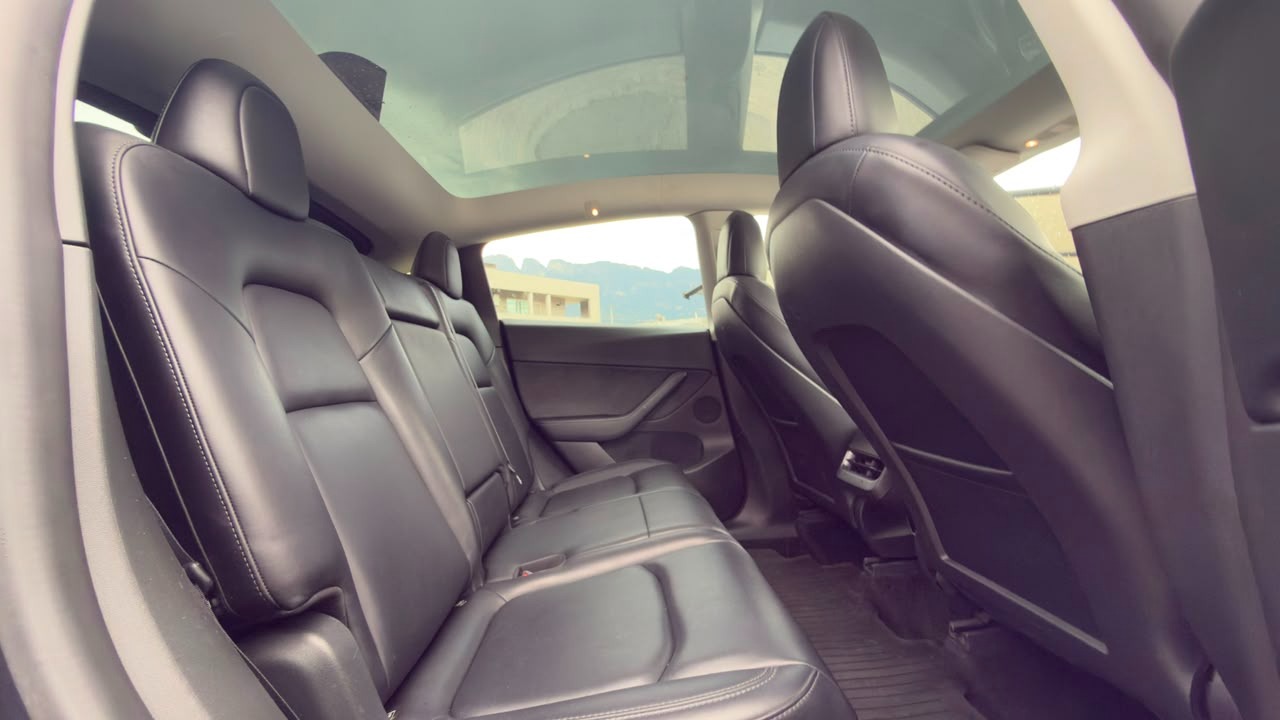 MODEL Y LONG RANGE