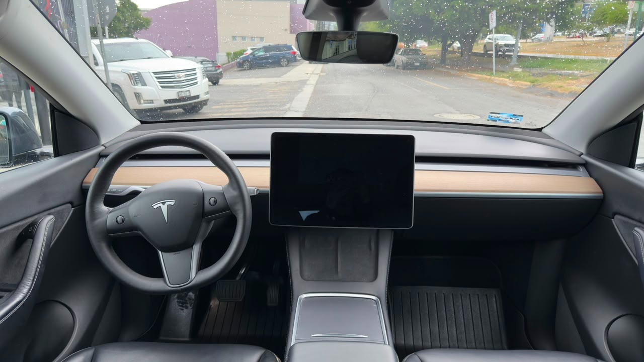MODEL Y LONG RANGE